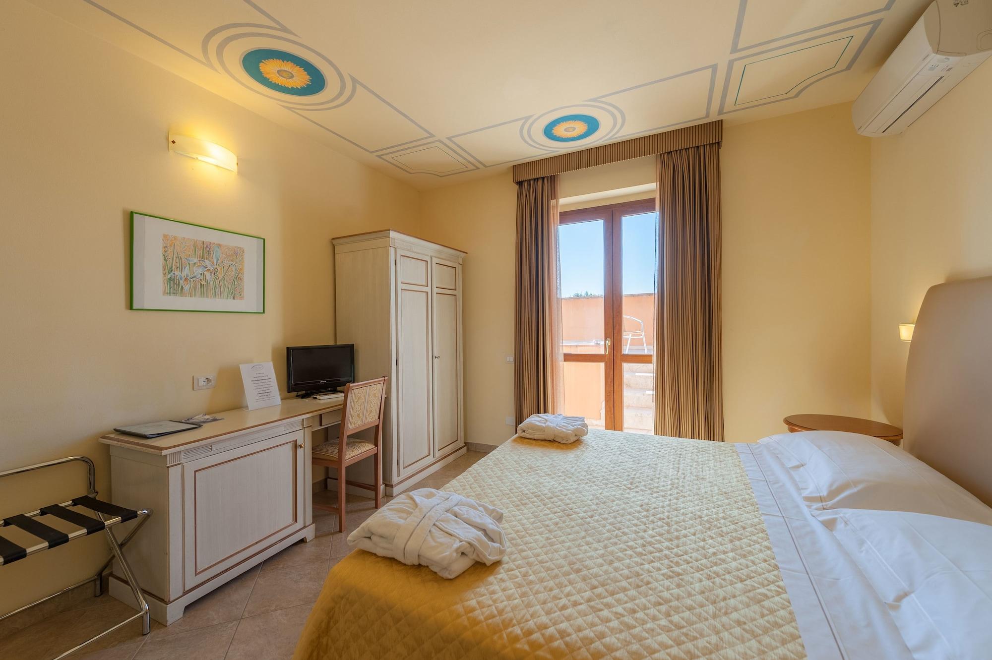 Hotel Saturno Fonte Pura サトゥルニア エクステリア 写真
